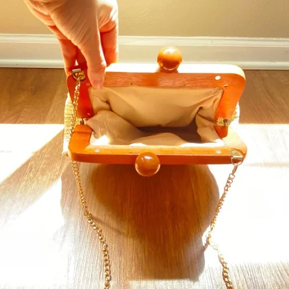 Purse; Tan, woven, Shoulder bag - Picture 6 of 9